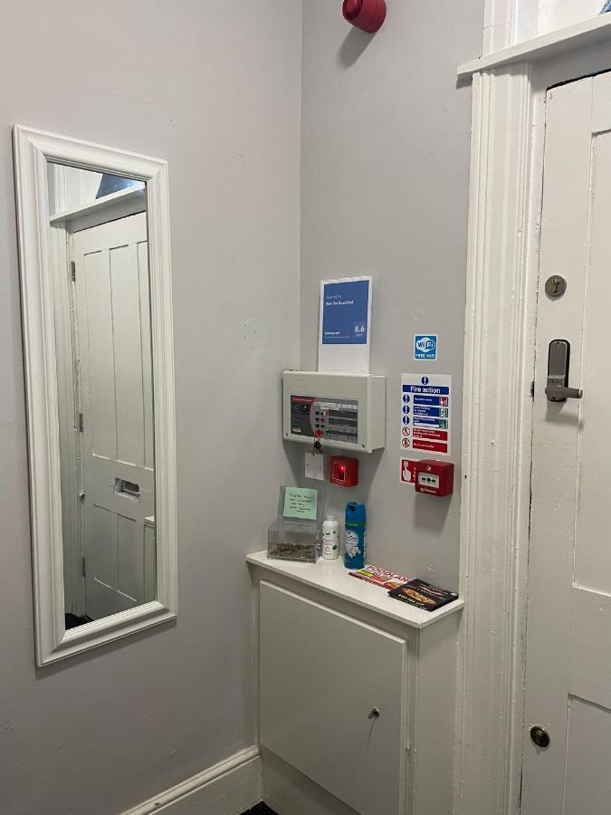 264 The Road End Hotel Liverpool Bagian luar foto