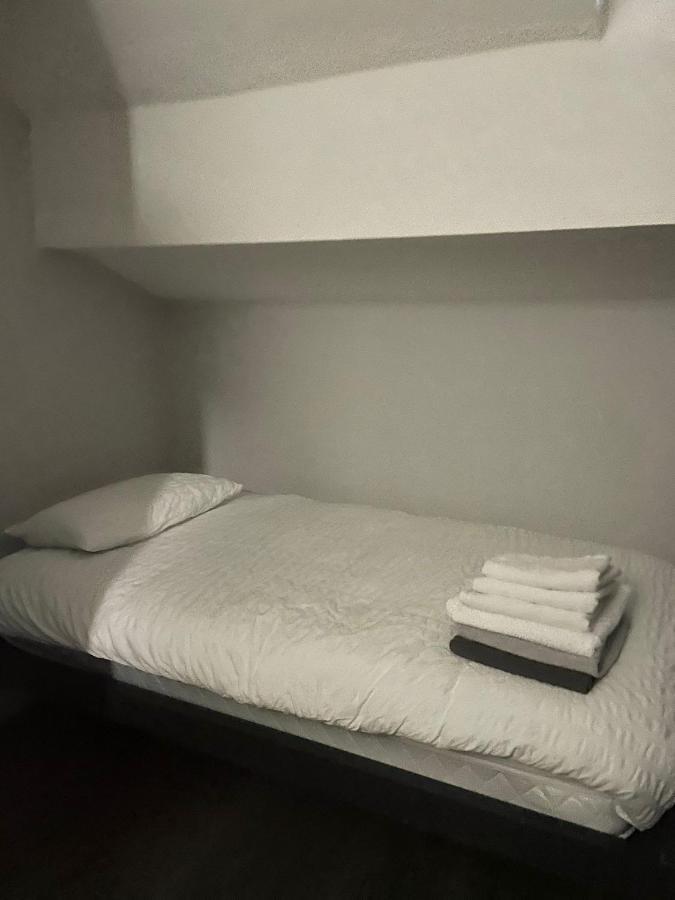 264 The Road End Hotel Liverpool Bagian luar foto